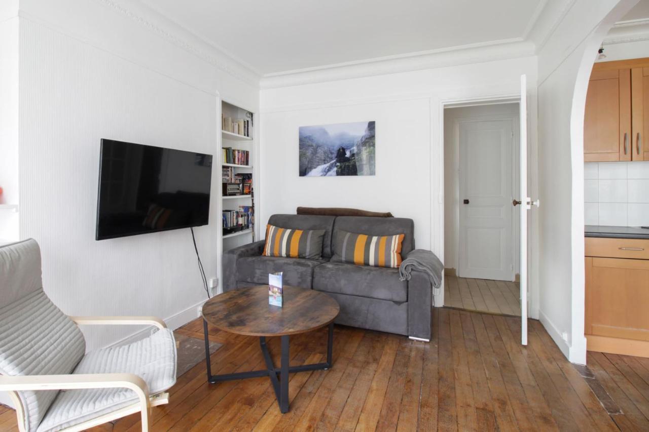 Апартаменты Charming Flat With Balcony In The Centre Of Paris - Welkeys Экстерьер фото